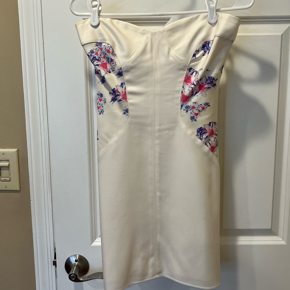 Intermix Pency White Mini Dress  / Size 4 / Pink & Blue Florals - Picture 5 of 7